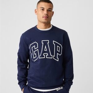 Crewneck GAP Sweatshirt